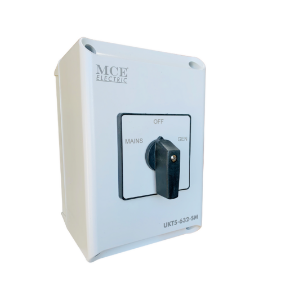 63A 2P+E INTERLOCK SWITCH SOCKET IP67 633067 - MCE